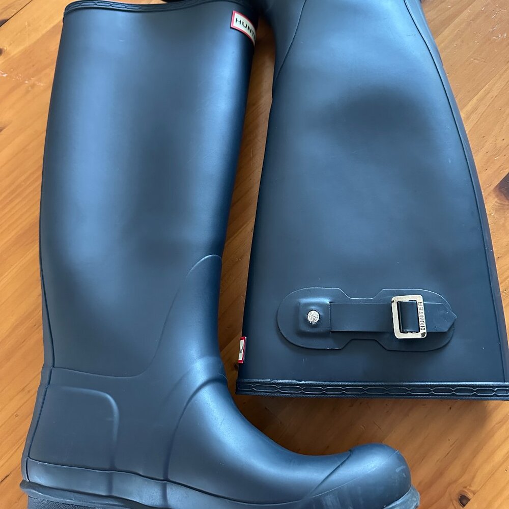 Hunter Original Tall Wide Leg Rain Boots 8M Navy